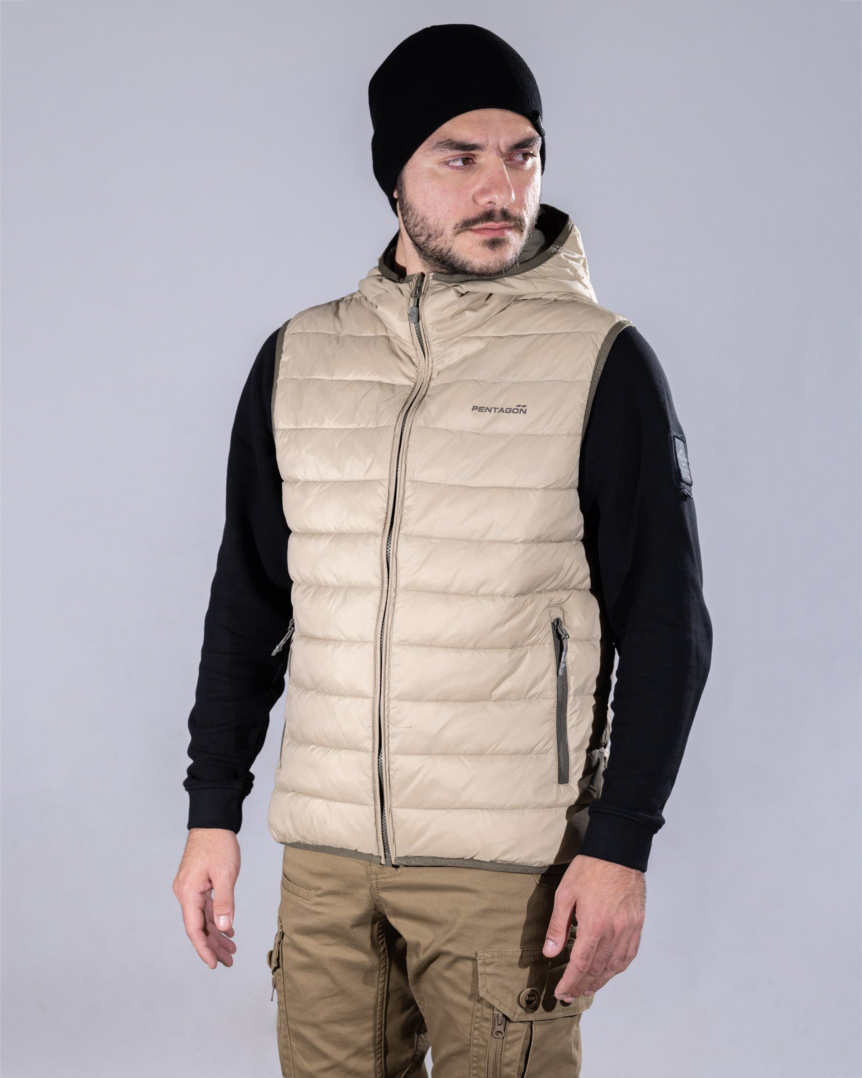 Produs Aurora 2.0 Puffer Hooded Vest Khaki Pentagon Tactical - Căldură Esențială și Libertate de Mișcare