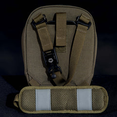 Produs Consul Vertical Sling Pouch RAL7013 Pentagon Tactical - Funcționalitate Tactică și Accesibilitate Urbană