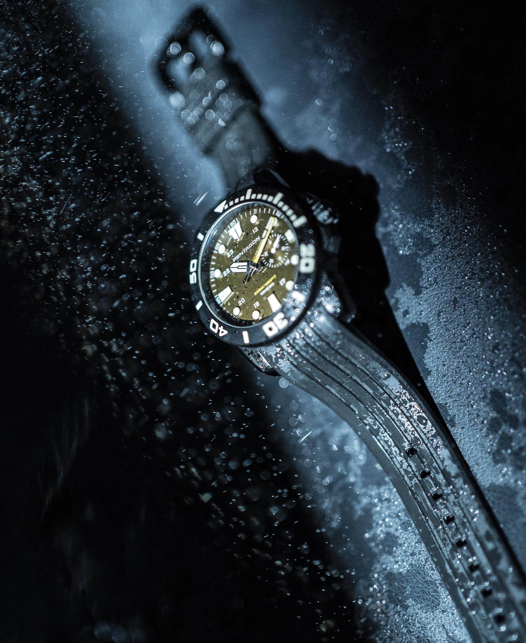 Produs Genesis Watch -Bl Black Pentagon Tactical - Precizie și Rezistență Fără Compromisuri