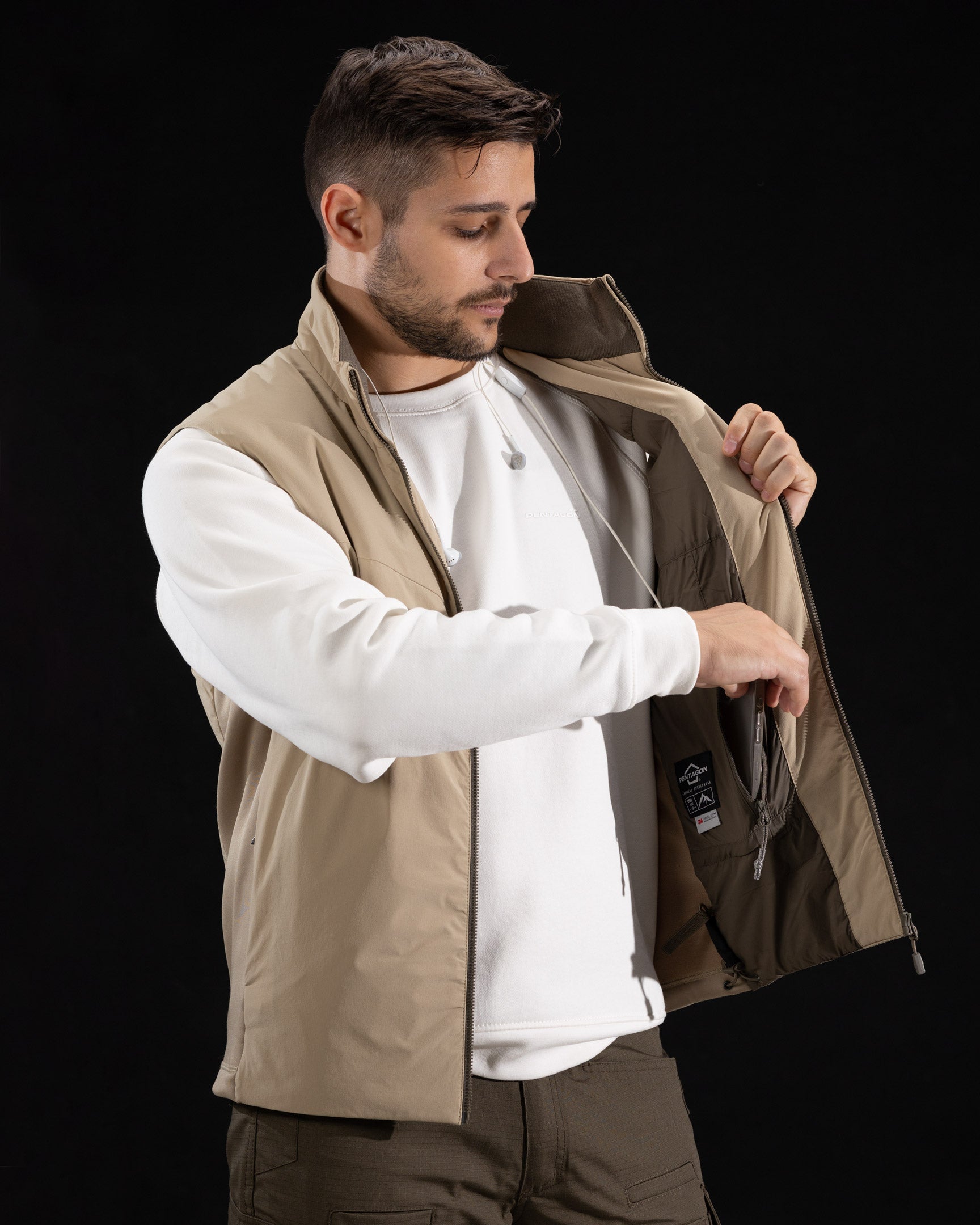 Produs Lynx 3M™ G60™ Insulation Vest Khaki Pentagon Tactical - Performanță Termică Superioară și Libertate de Mișcare