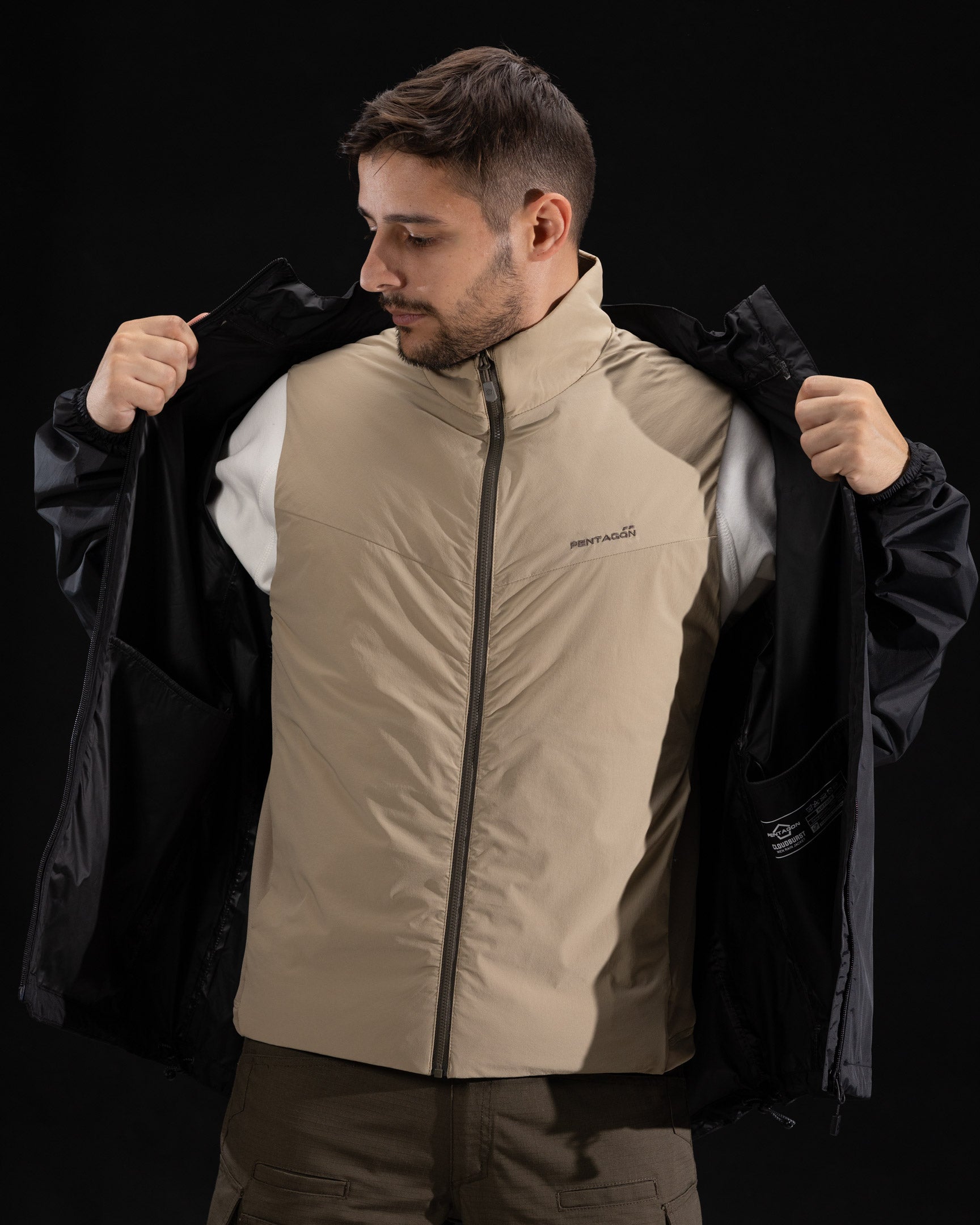 Produs Lynx 3M™ G60™ Insulation Vest Khaki Pentagon Tactical - Performanță Termică Superioară și Libertate de Mișcare