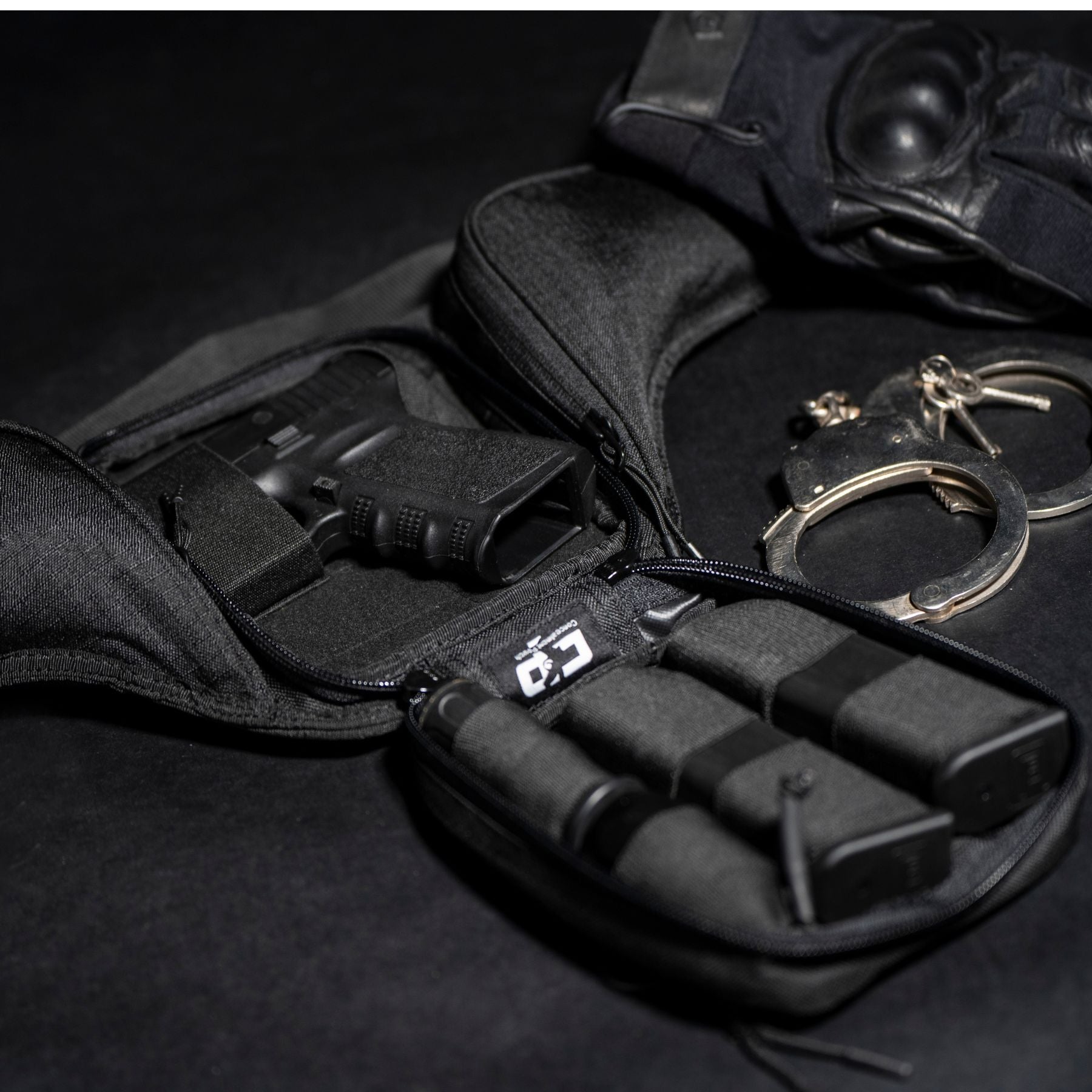 Produs Nemea 2.0 Gun Pouch D17055-2.0 Black Pentagon Tactical - Performanță și Ventilație Optimă în orice Mediu