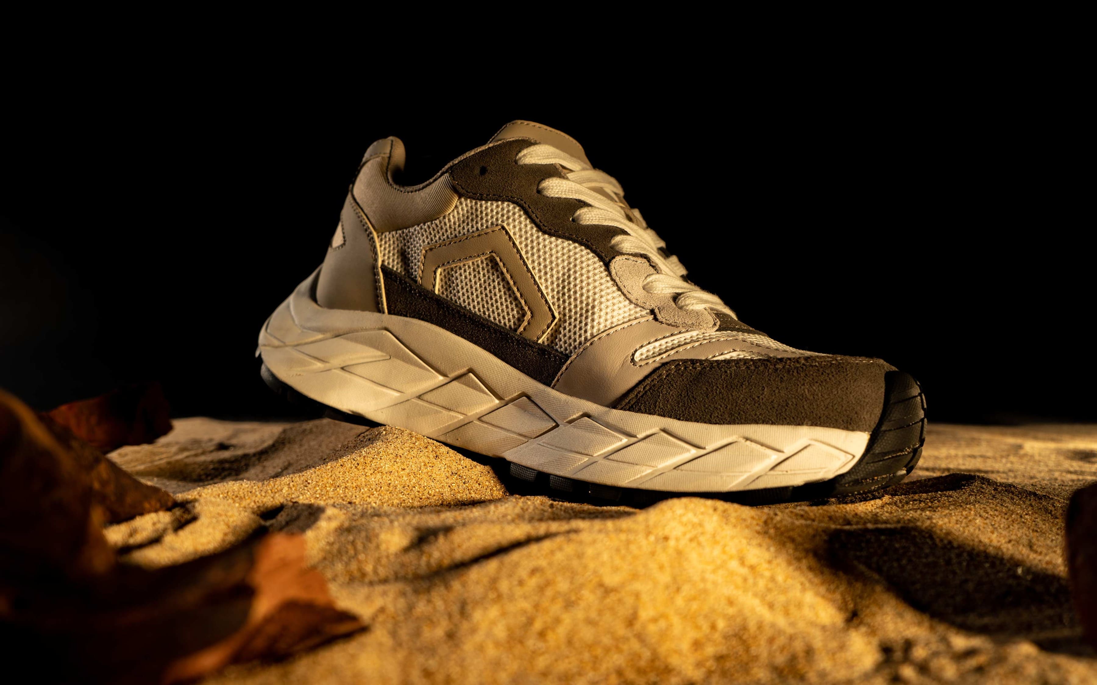 Produs Python Sneakers Python-White Pentagon Tactical - Performanță și Versatilitate Urbană Tactică
