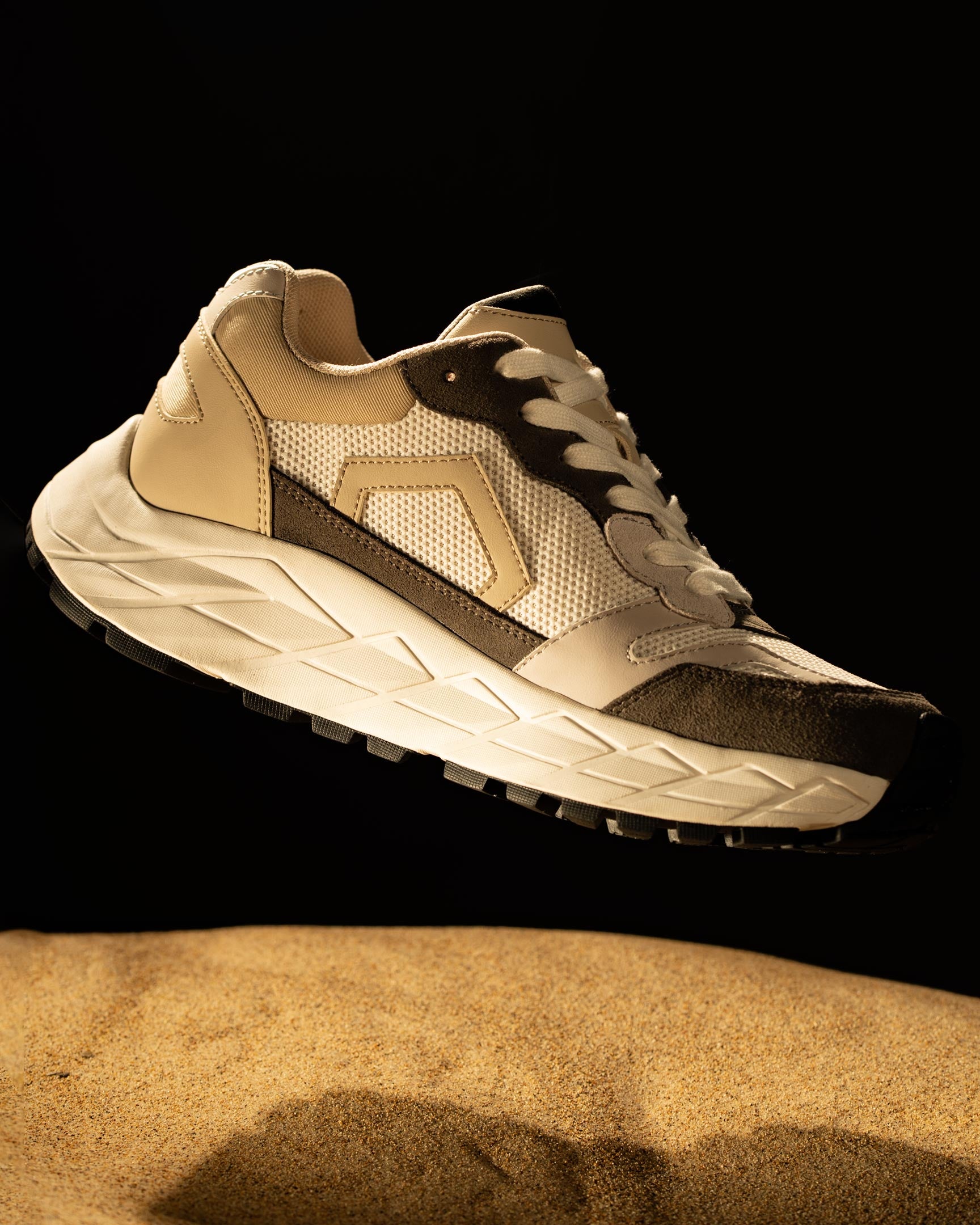 Produs Python Sneakers Python-White Pentagon Tactical - Performanță și Versatilitate Urbană Tactică