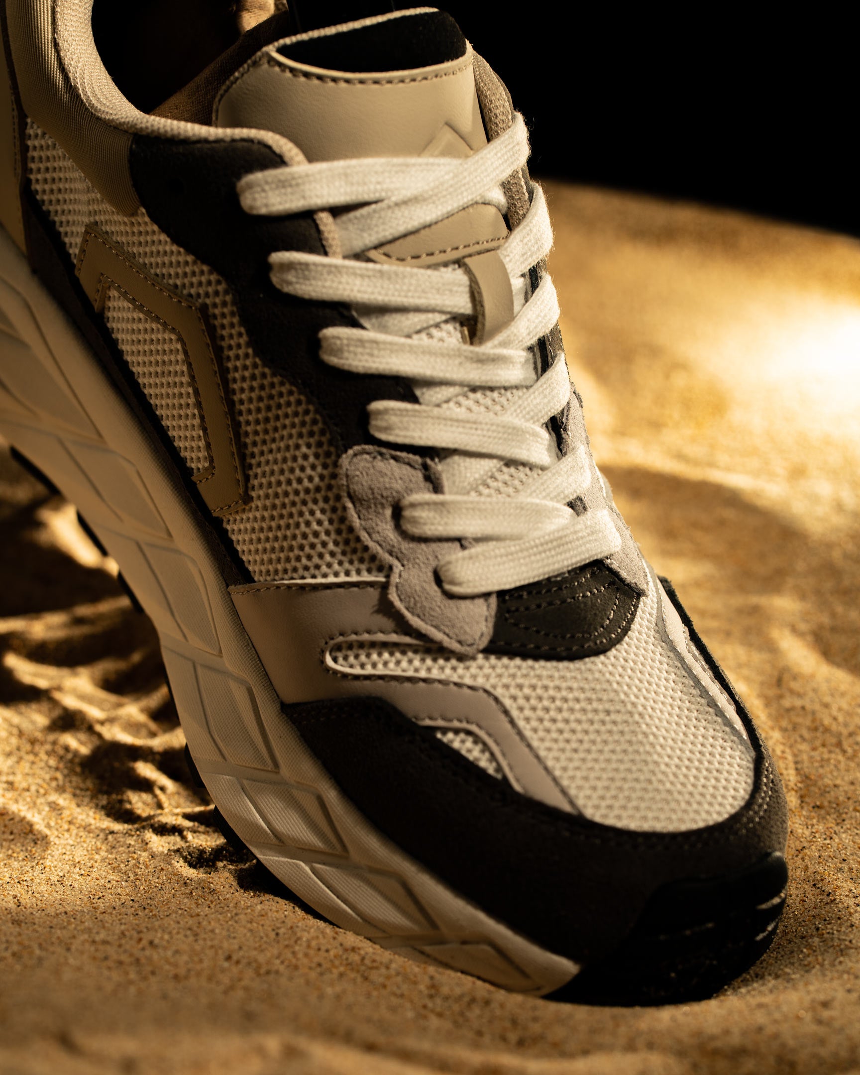 Produs Python Sneakers Python-White Pentagon Tactical - Performanță și Versatilitate Urbană Tactică