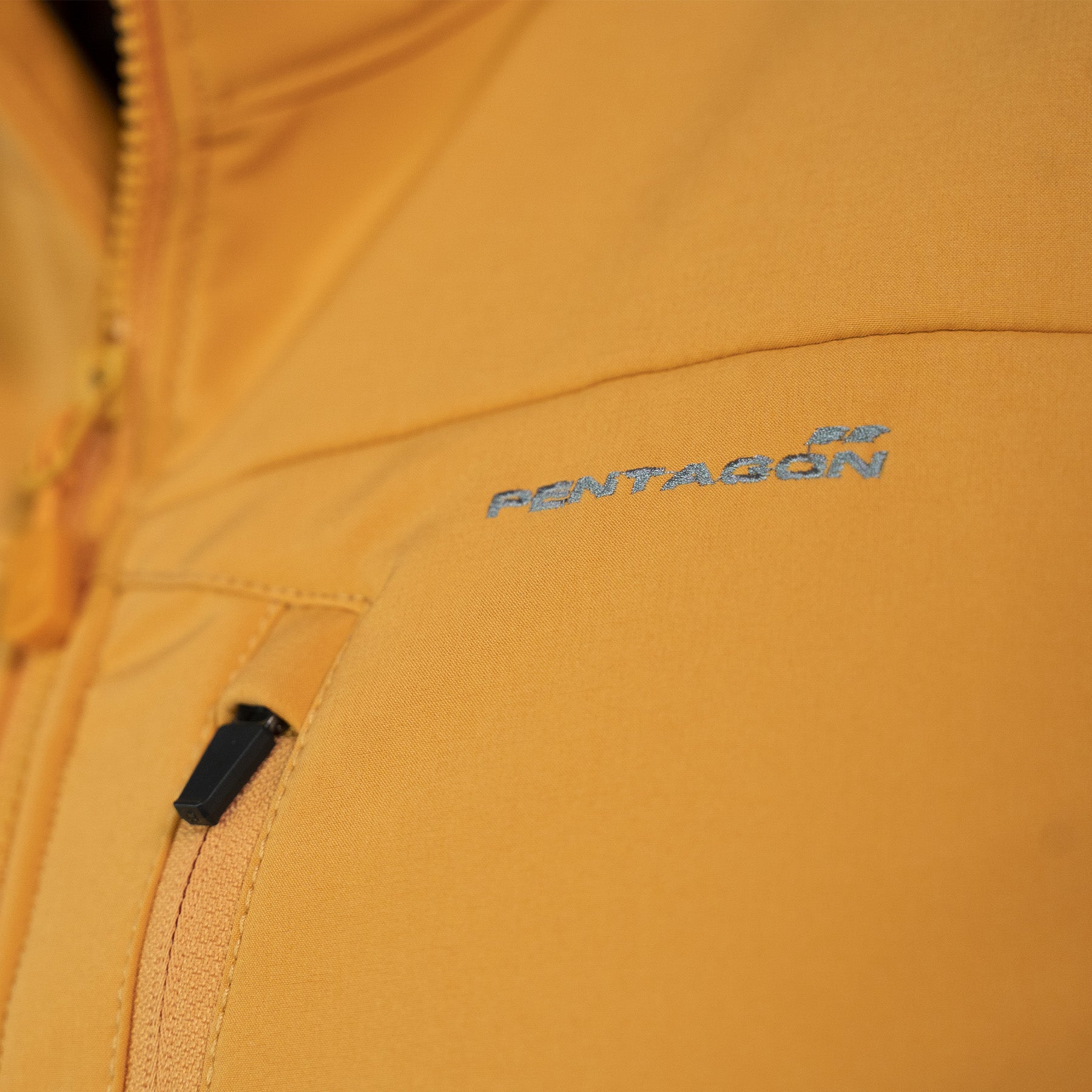 Produs Reiner 2.0 Tuscan Yellow Pentagon Tactical - Performanță și Versatilitate la orice Pas