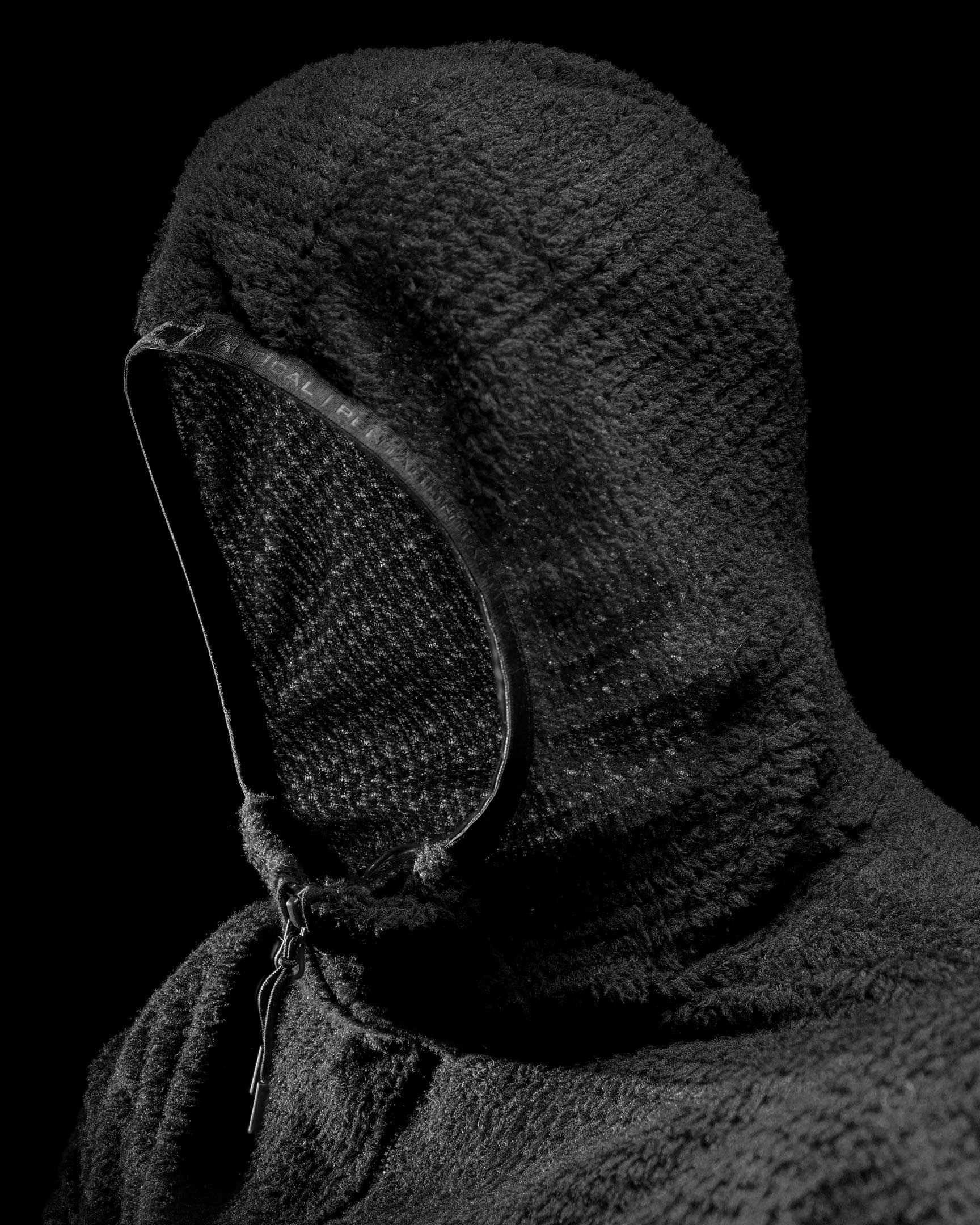 Produs Teddy Polartec® Alpha™ Sweater Black Pentagon Tactical - Izolație Adaptivă și Confort Dinamic