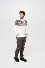 Pulover Norvegian Alb Brandit - Caldura Esentiala si Durabilitate