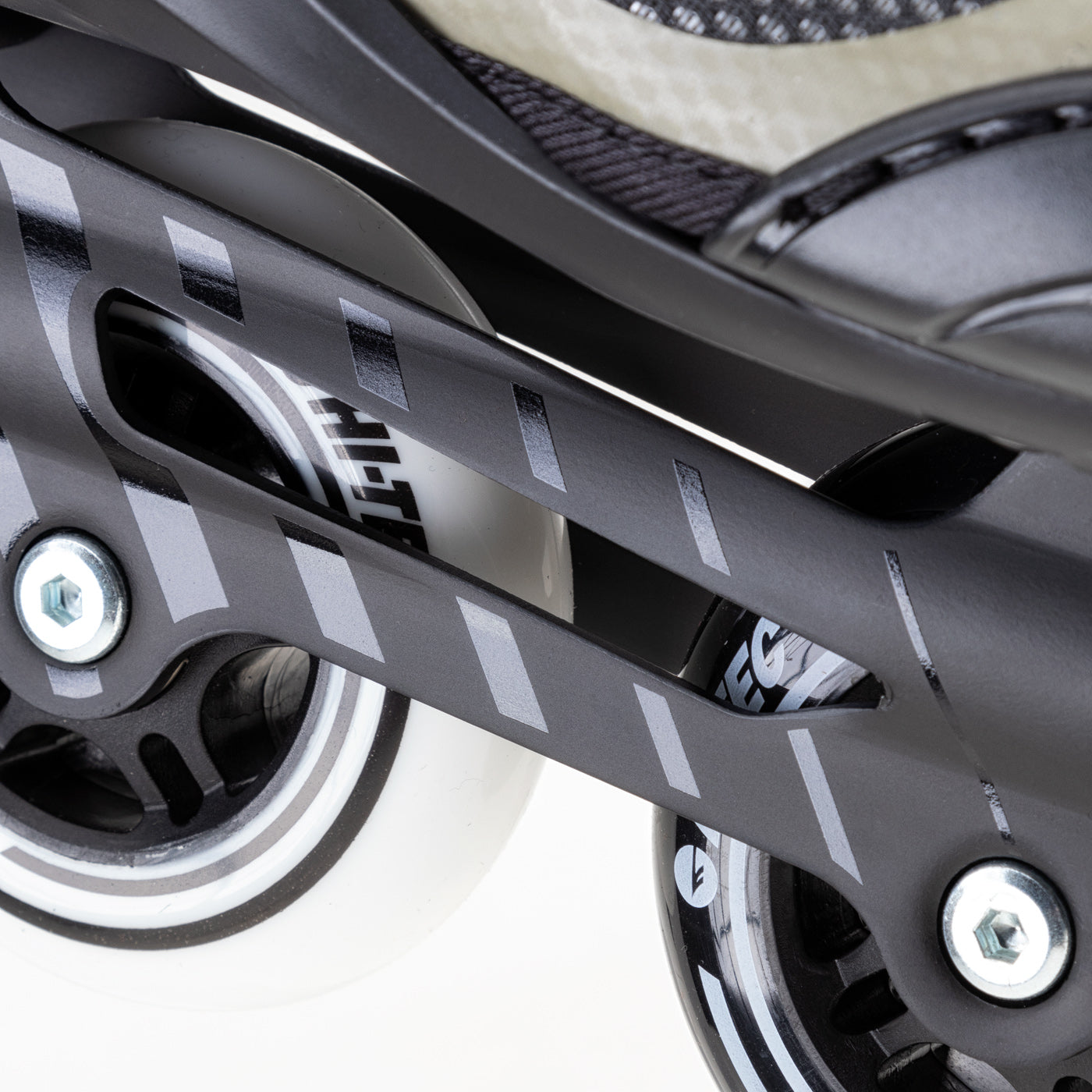 Role Fitness RIZZO HI-TEC - ABEC 7, Ventilație Activă, Aluminiu - 7
