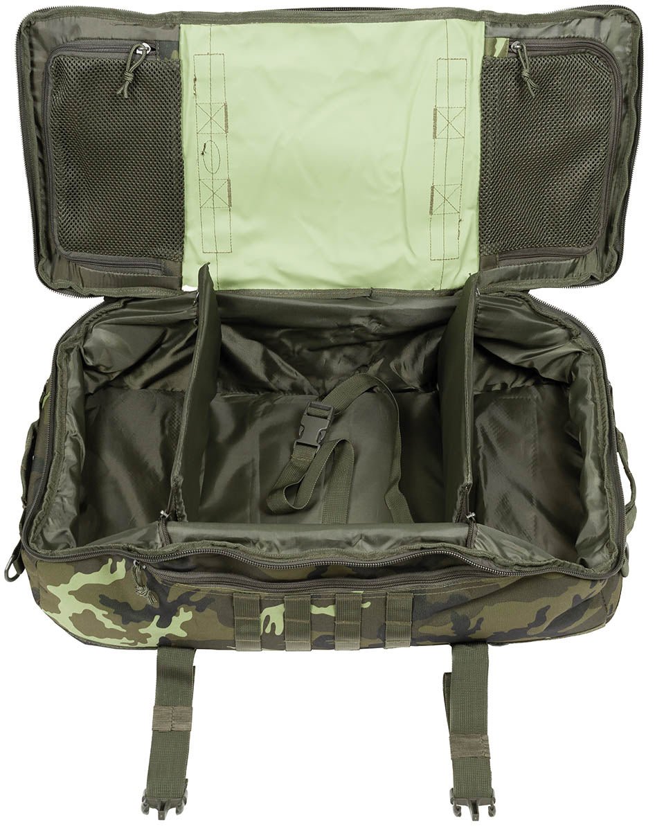 Rucsac Geantă "Travel" M 95 CZ camo MFH - Sistem stowable, Bretele ajustabile