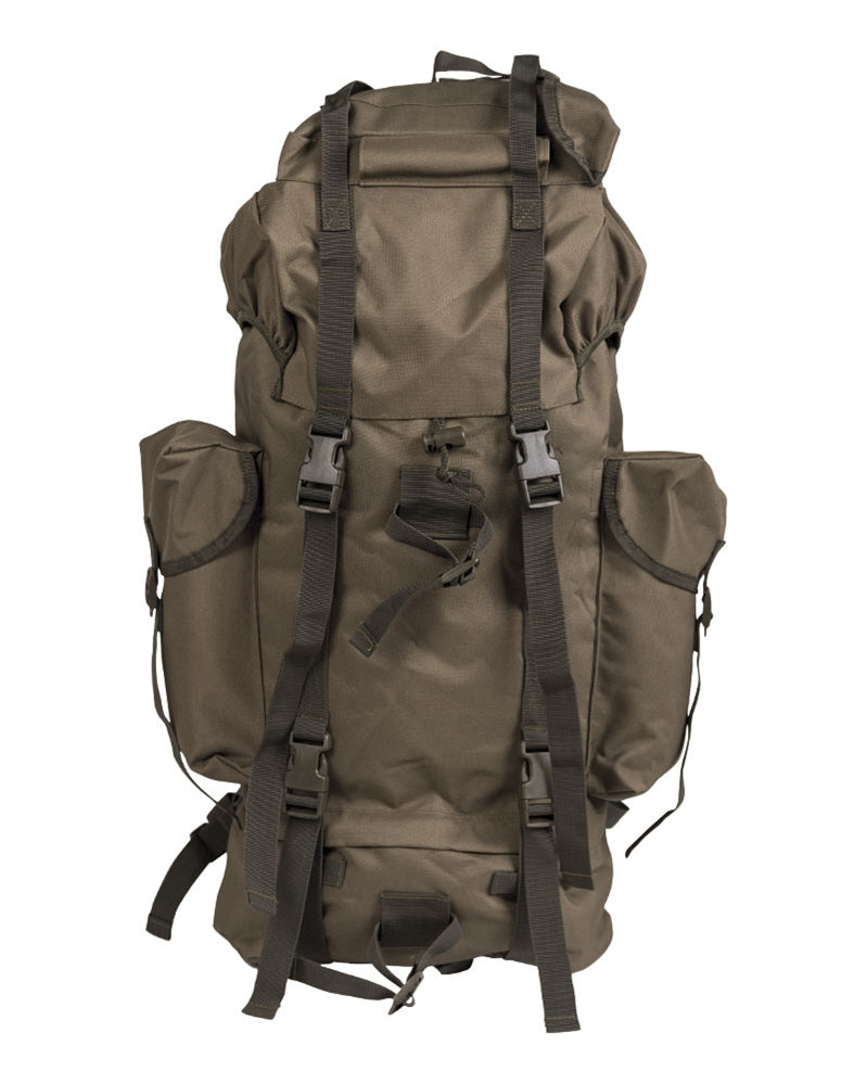 Rucsac Mil-Tec German Import Large – vedere din față cu buzunare laterale și curele de compresie