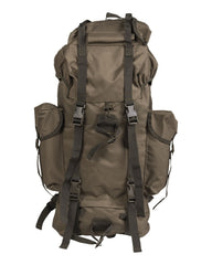 Rucsac Mil-Tec German Import Large – vedere din față cu buzunare laterale și curele de compresie