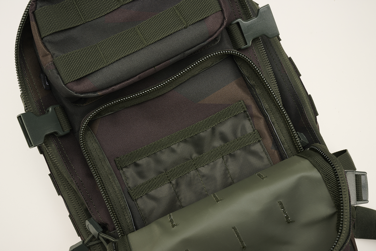 Rucsac US Cooper Medium Dark Woodland Brandit - Durabilitate Esențială
