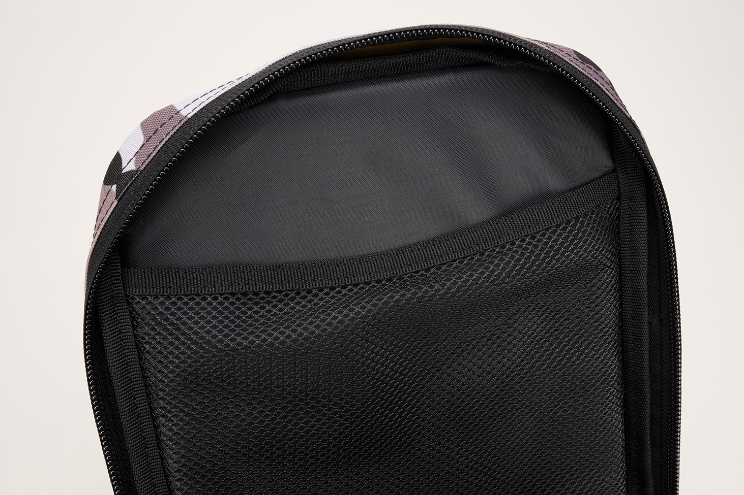 Rucsac US Cooper Medium Urban Brandit - Versatilitate Tactică Zilnică