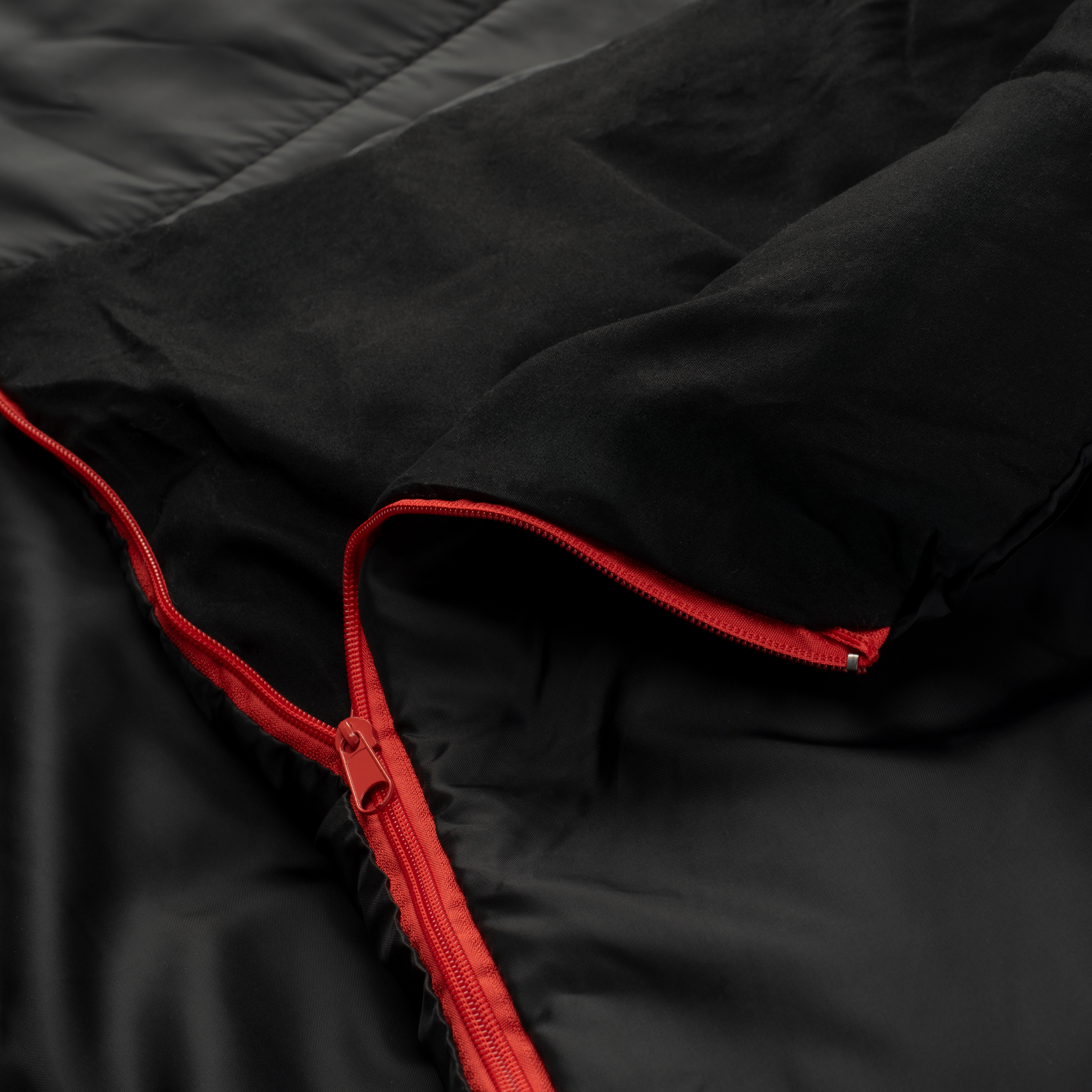 Sac de Dormit DERG II MARTES ESSENTIALS - Confort la Aventură - 5