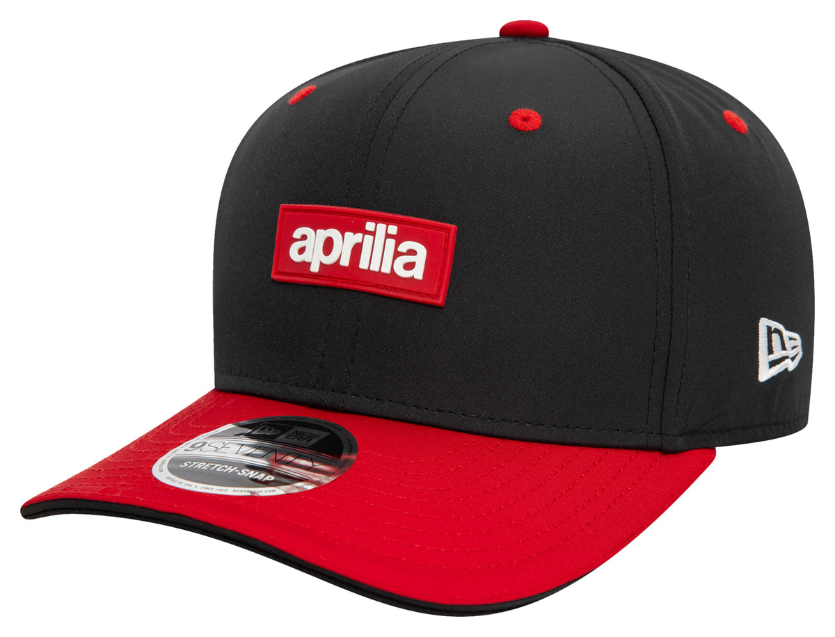 Șapcă Aprilia Piaggio 9Seventy New Era - Design Roșu/Negru, Ajustabilă