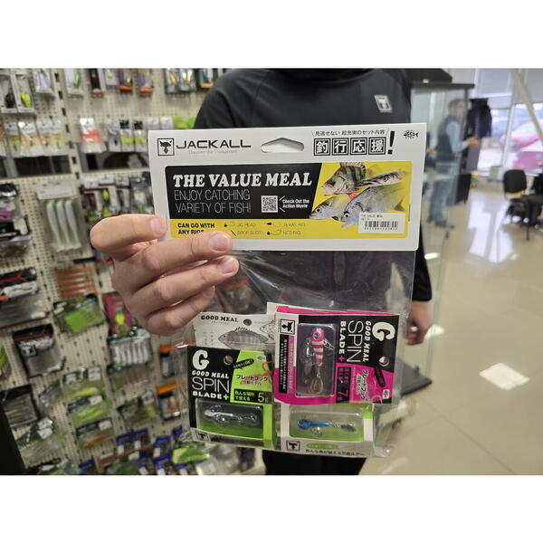 Set Năluci Jackall Value Meal - 3 Spinere + 2 Softuri, Pescuit Versatil - 1