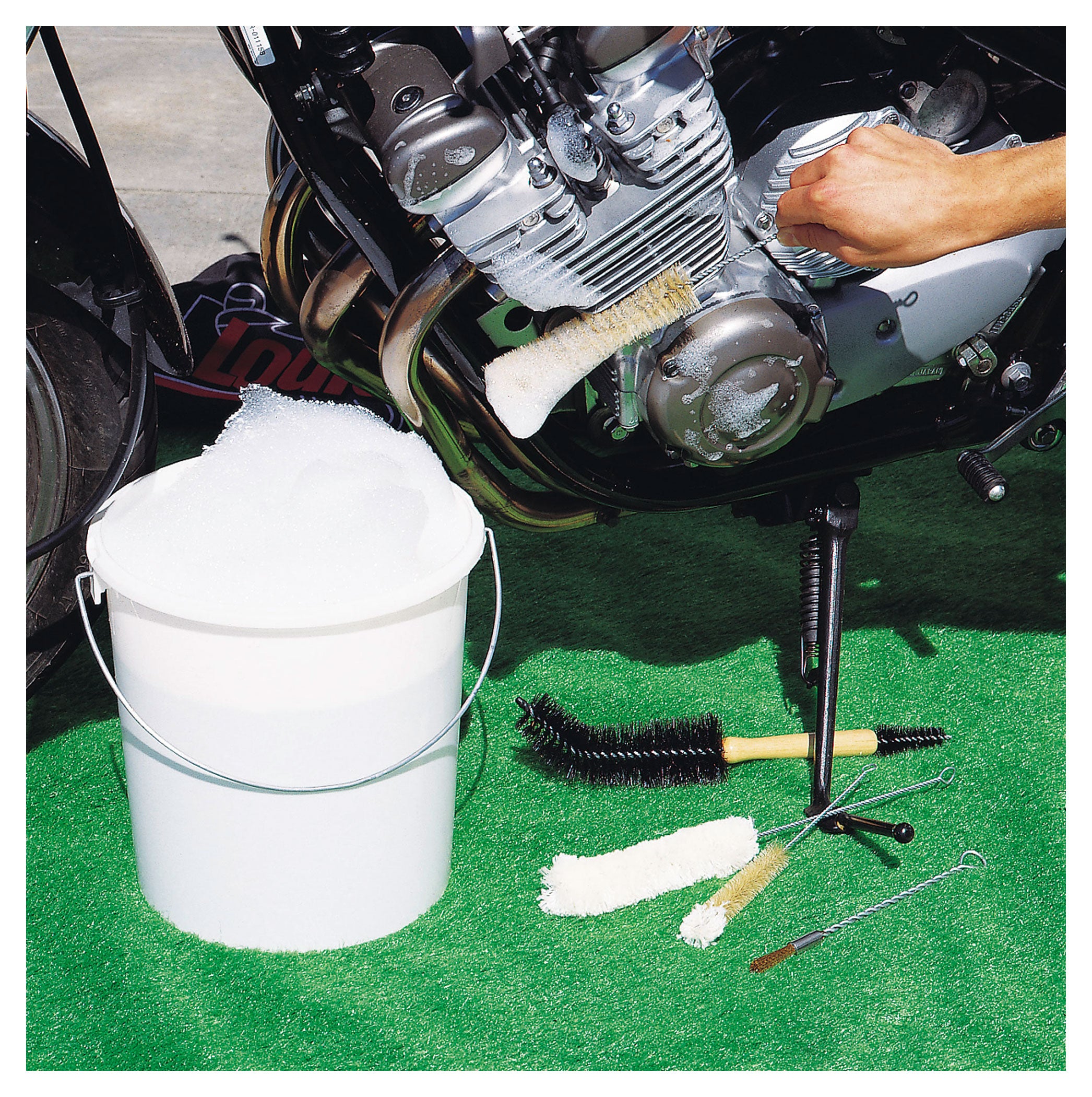 Set Perii Curățare Moto Louis - 5 piese, zone greu accesibile