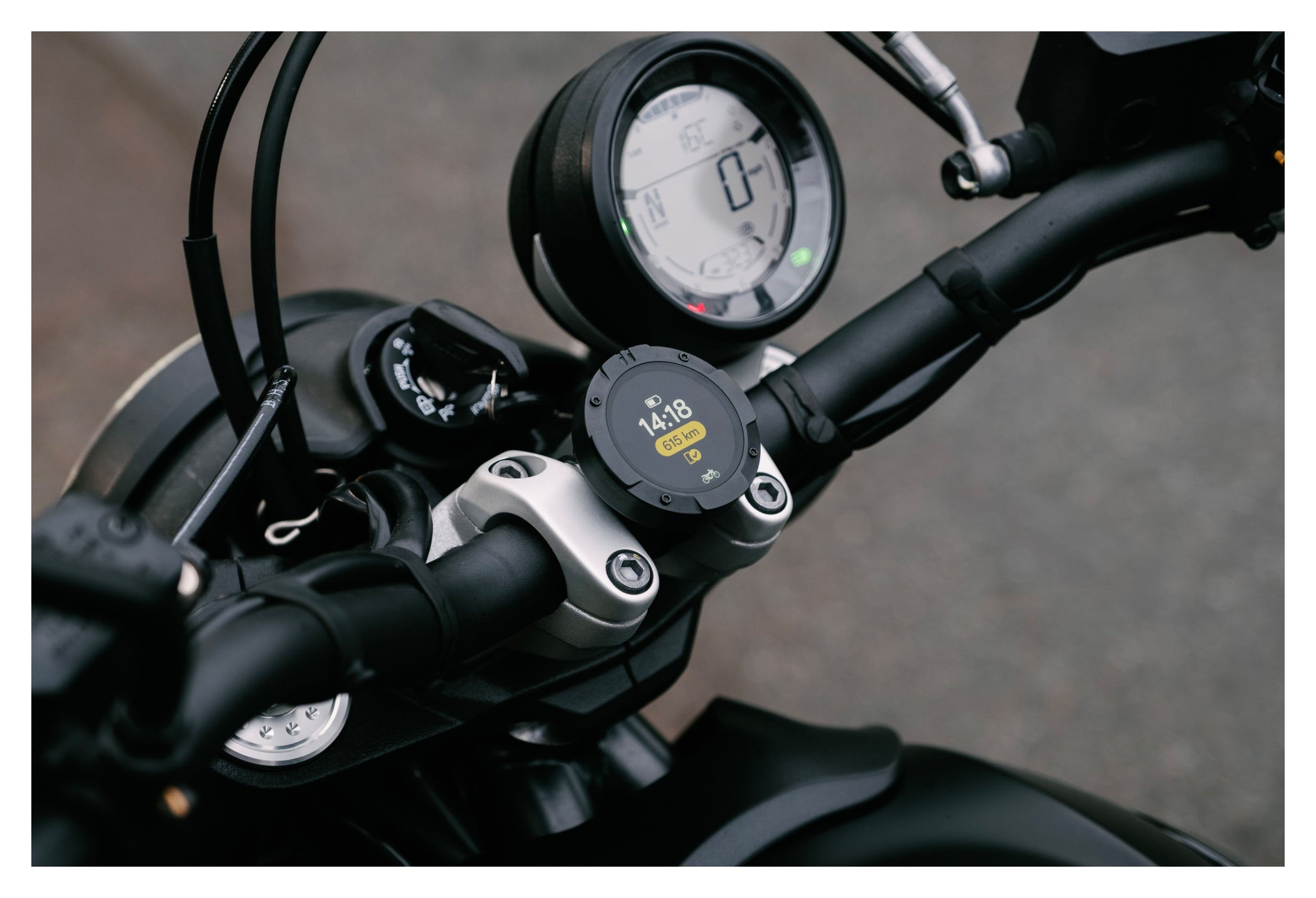 Sistem Navigație Moto II Black Beeline - Ecran 2x, Waterproof, 14h Baterie
