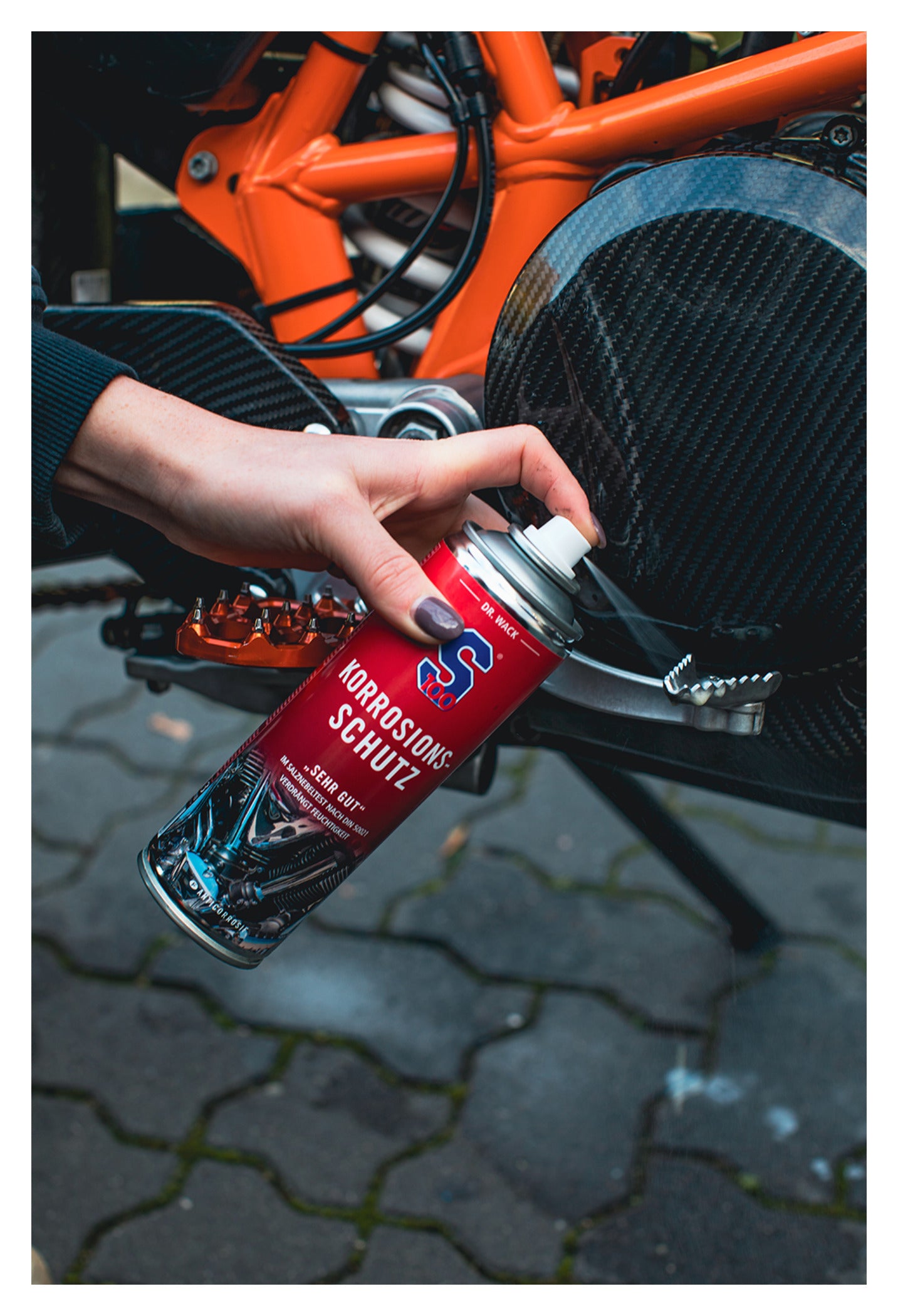 Spray Anticoroziv S100 - Protecție Completă Moto Iarna