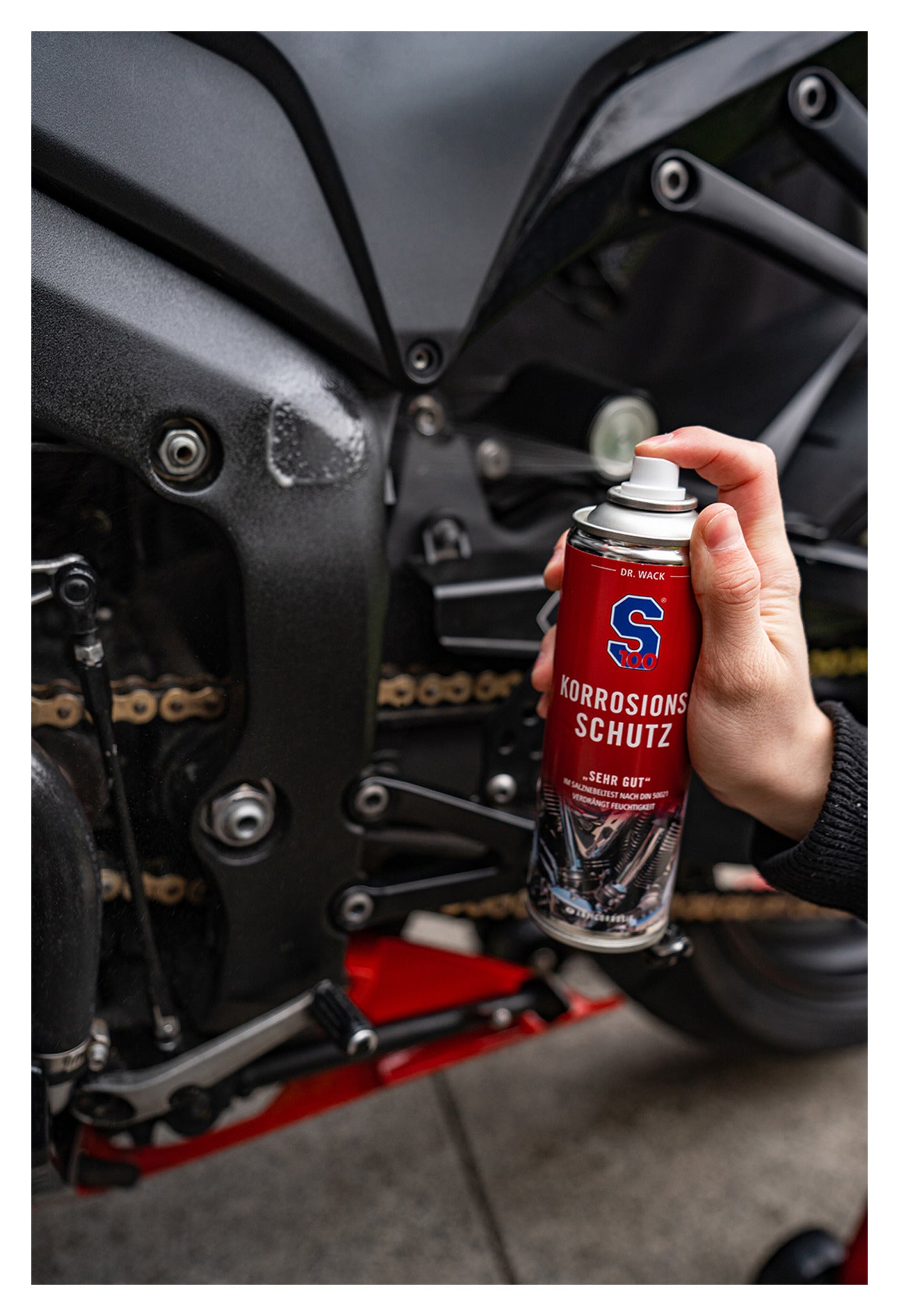 Spray Anticoroziv S100 - Protecție Completă Moto Iarna