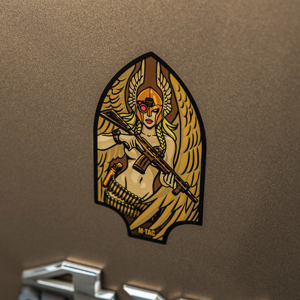 Sticker Valkyrie M-Tac - Coyote, cu pușcă M4 și cască normandă