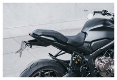 Stop Spate cu Semnalizare MOTOISM Heck CB650R - Design Clean LED