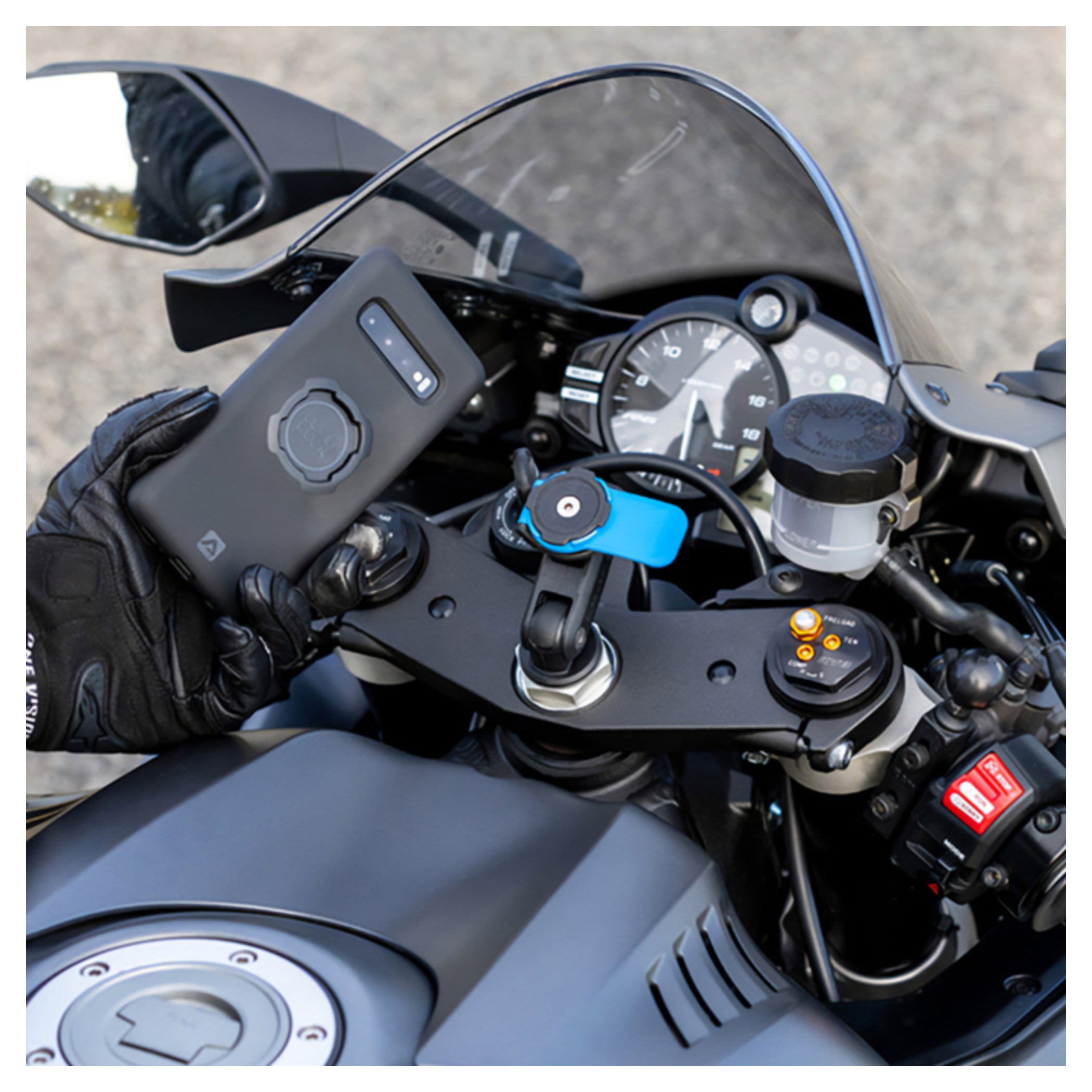 Suport Ghidon Moto Quad Lock - Fixare Sigură Smartphone