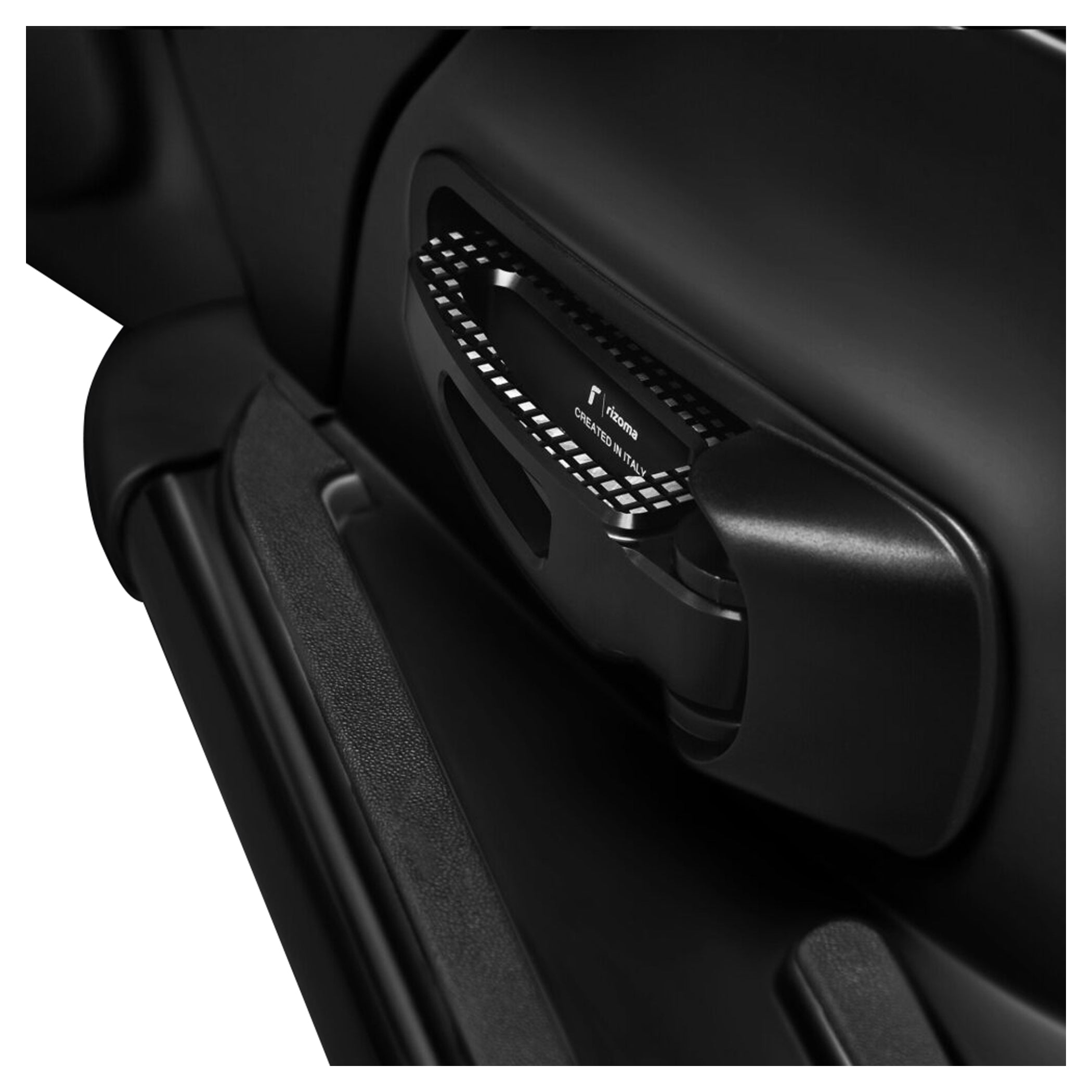 Suporturi Picioare Pasager Rizoma PE740 - Aluminiu Frezat, Design Elegant