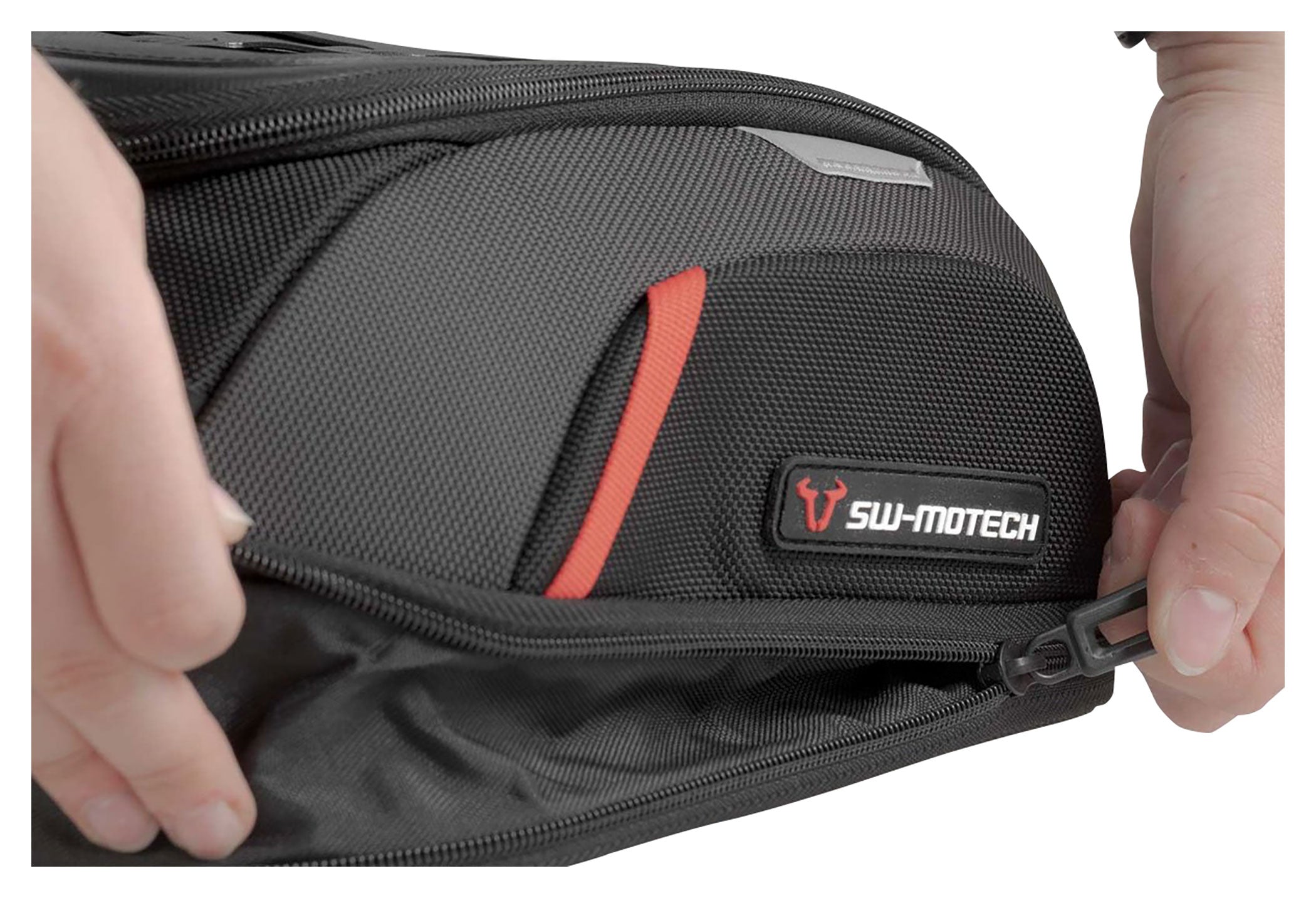 Tankrucksack PRO Daypack SW-Motech - Extensibil 5-8L, Fixare Magnetică