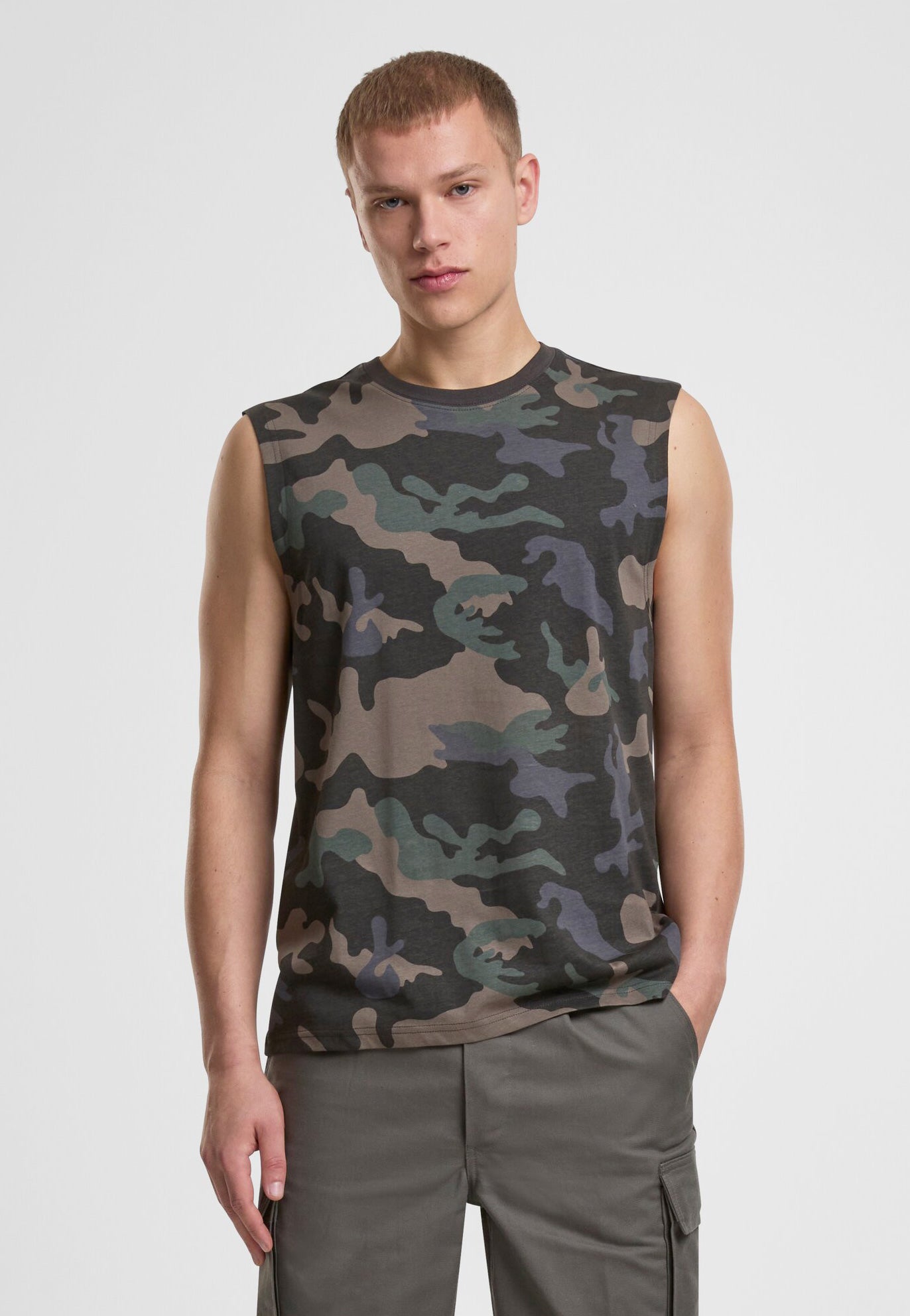Tricou sleeveless Dark Camo Brandit - Libertate de Mișcare
