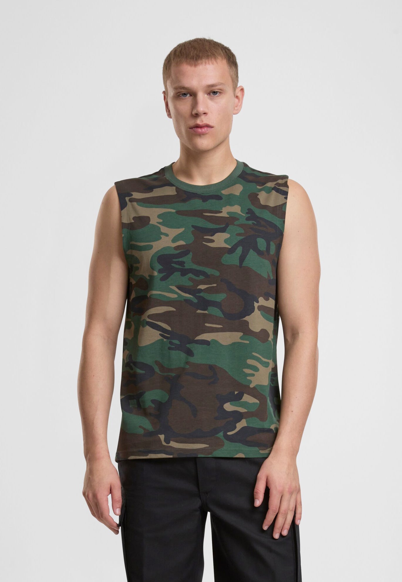 Tricou sleeveless Woodland Brandit - Libertate de Mișcare