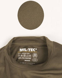 Tricou Tactic Mil-Tec QuickDry – detaliu cu eticheta de la guler și materialul