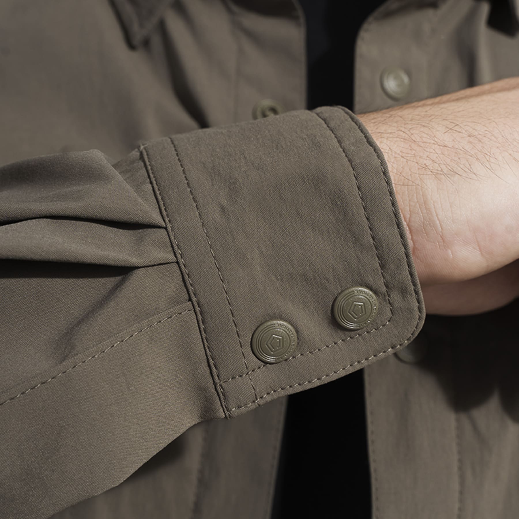 Tricou Wayne Sunproof Shirt RAL7013 Pentagon Tactical - Protecție Solară și Libertate de Mișcare
