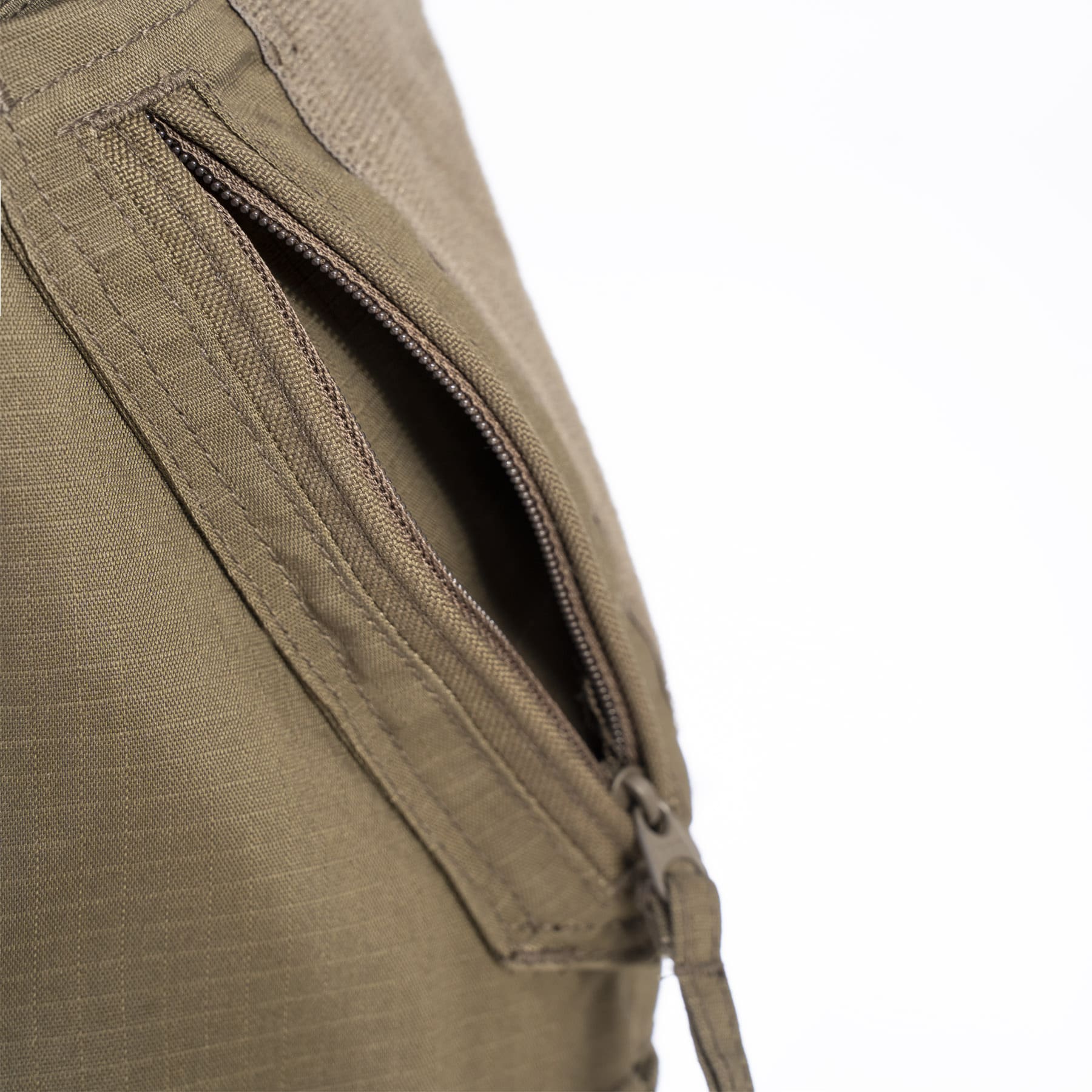 Tricou Wolf Combat Shirt Coyote Pentagon Tactical - Performanță și Rezistență în Misiuni Critice