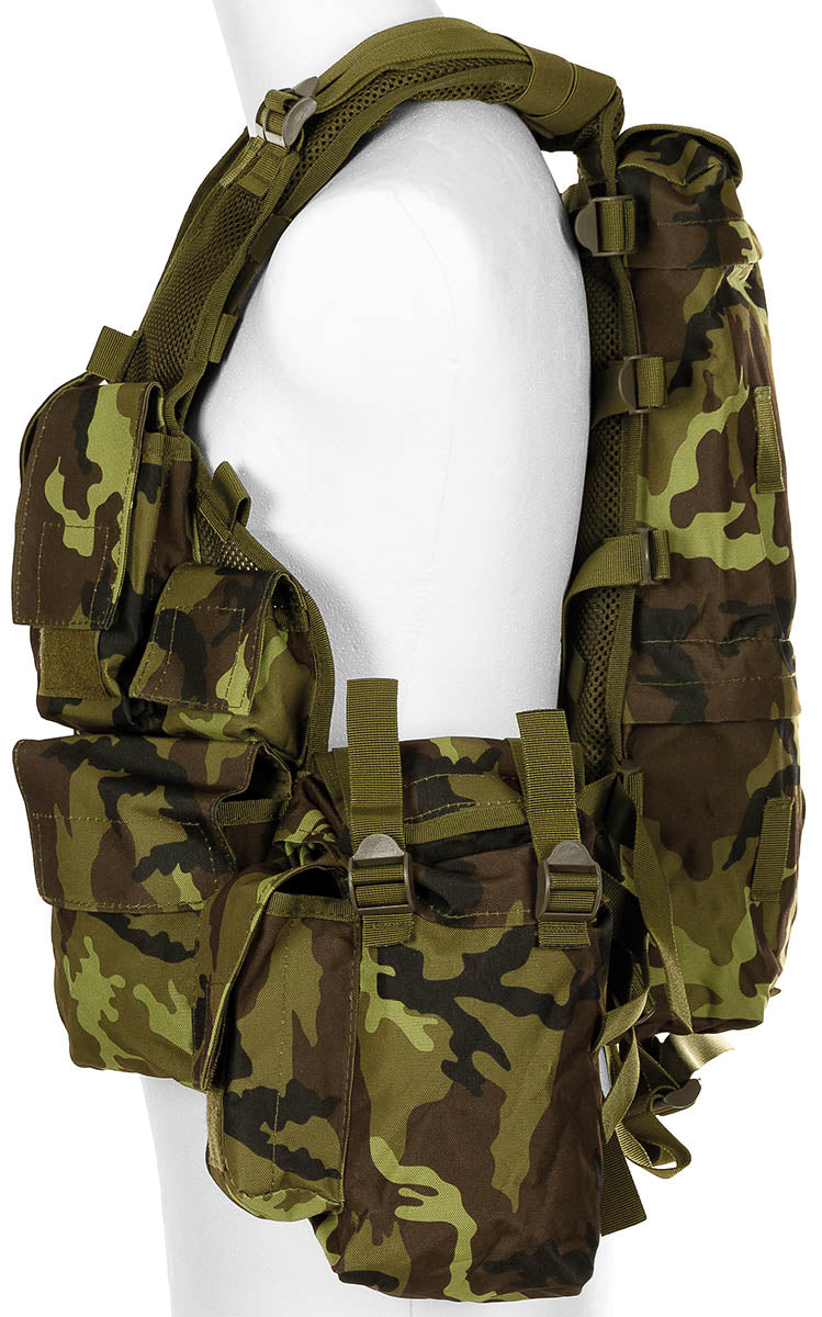 Vestă Tactică cu Buzunare Camo M95 CZ MFH - Material Mesh, Mărime Ajustabilă