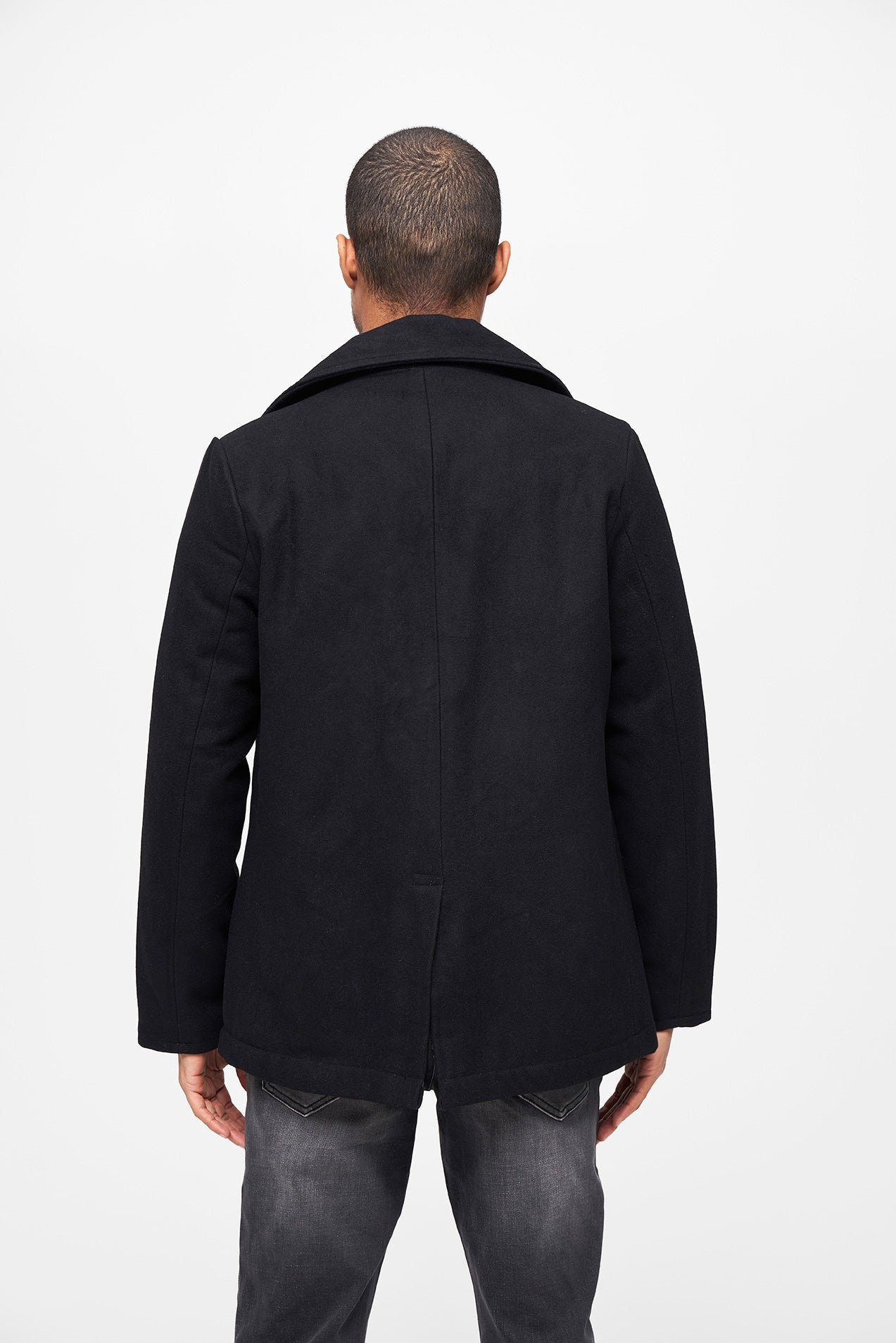 Veston Pea Coat Negru Brandit - Caldura si Stil Clasic