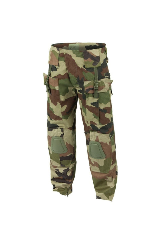 CCE CAMO COMBAT PANTS ‘WARRIOR’ – Pantaloni tactici de elită, cu protecții și funcționalitate avansată