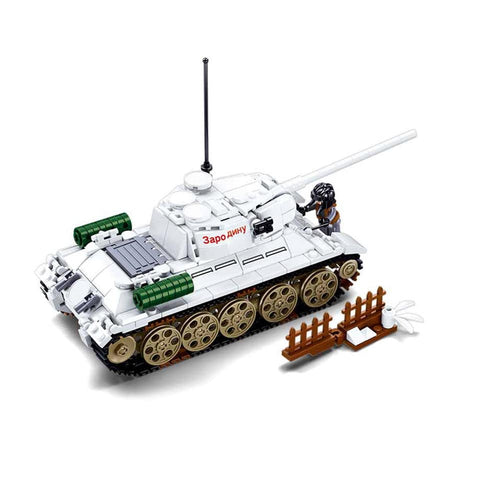 Sluban (Battle of Budapest)-medium tank (white) M38-B0978